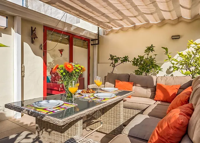 Apartmán Emma Penthouse In By Solaga Homes *